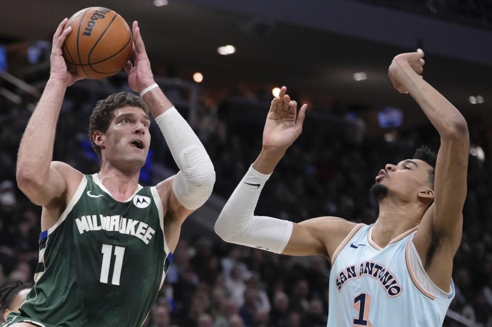 新秀赛季初 新秀赛季初