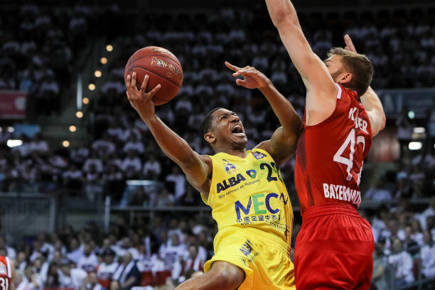 现了强队风 现了强队风